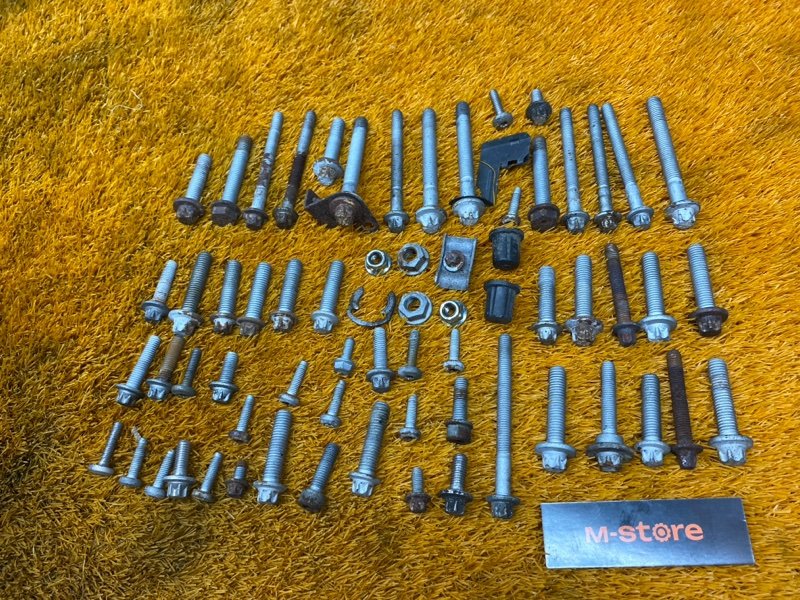 Болты и гайки ДВС, 1200 рублей, Красноярск