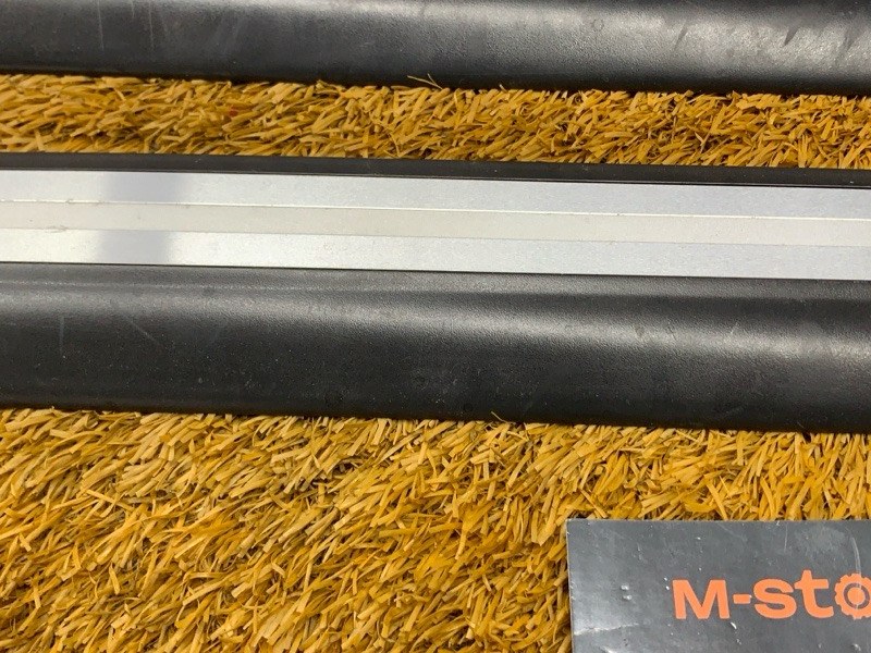 Накладка на порог салона, 3000 рублей, Красноярск