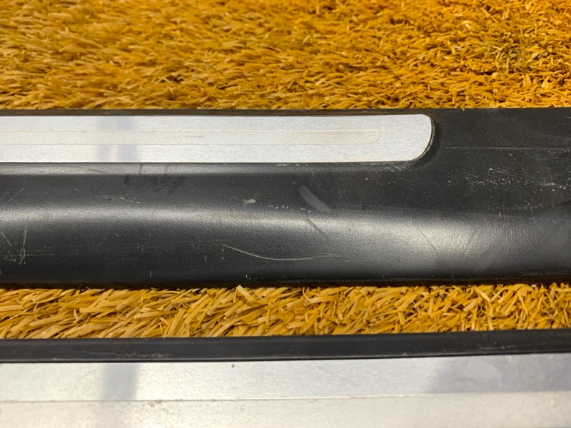 Накладка на порог салона, 3000 рублей, Красноярск