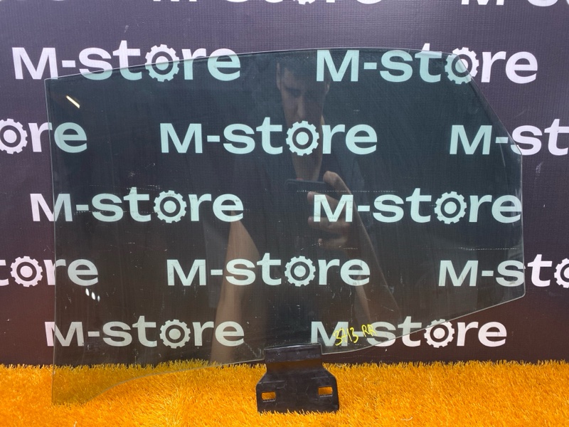 Стекло боковое, 700 рублей, Красноярск