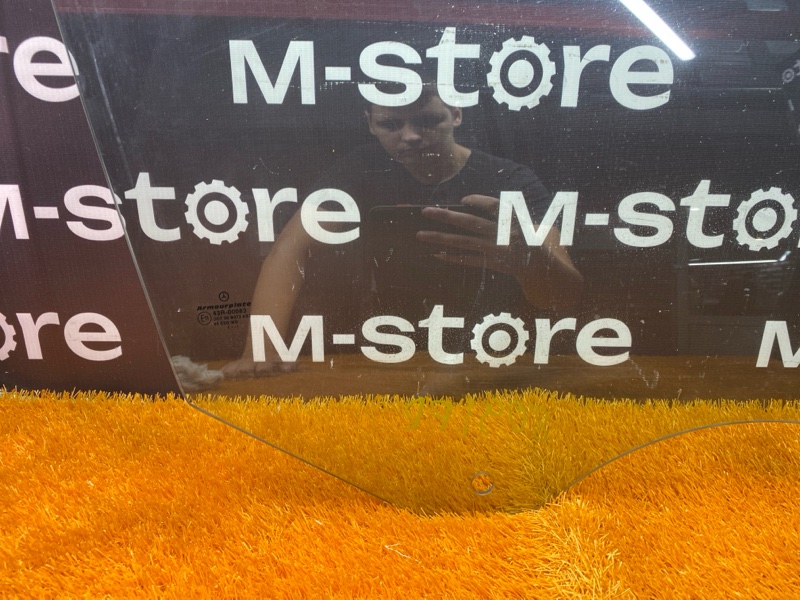 Стекло боковое, 700 рублей, Красноярск