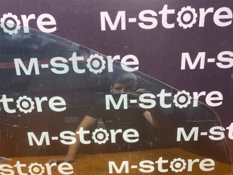 Стекло боковое, 700 рублей, Красноярск