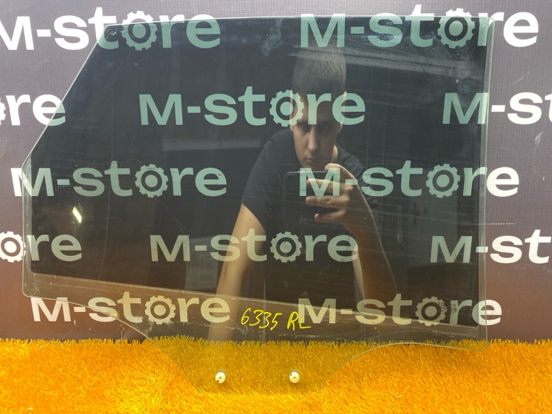 Стекло боковое, 1000 рублей, Красноярск