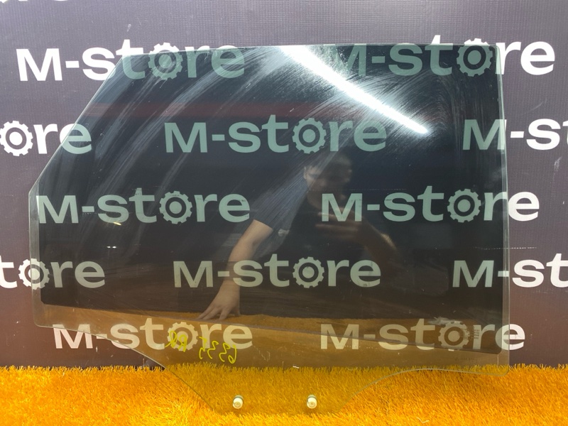 Стекло боковое, 1000 рублей, Красноярск