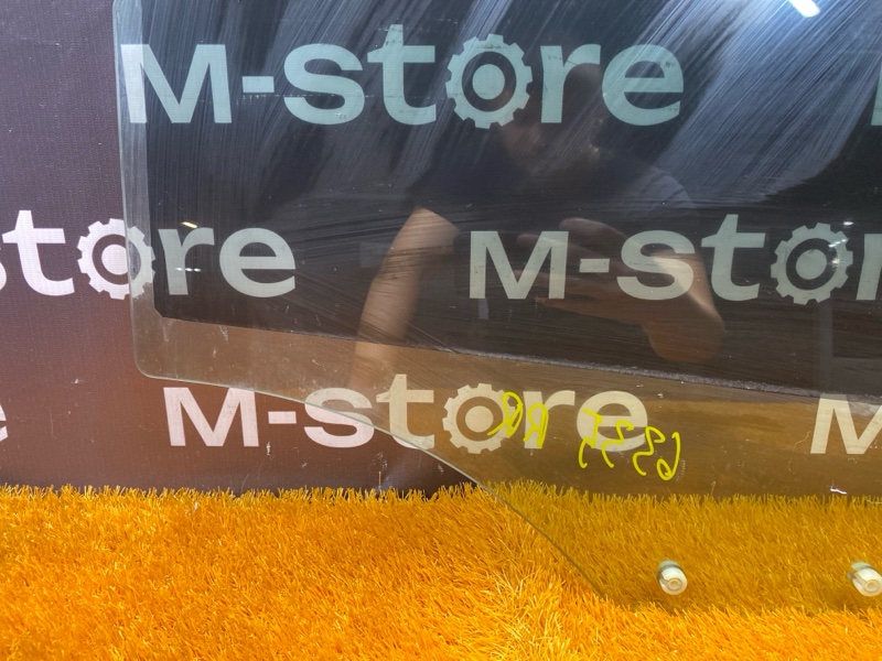 Стекло боковое, 1000 рублей, Красноярск