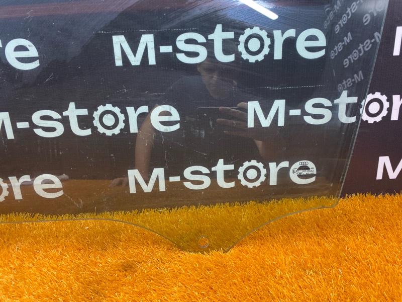 Стекло боковое, 1900 рублей, Красноярск