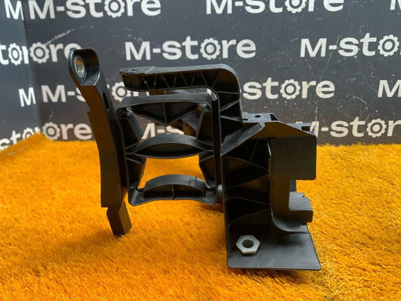 кронштейн фары, 5000 рублей, Красноярск