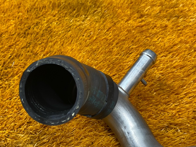 Патрубок системы охлаждения, 200 рублей, Красноярск