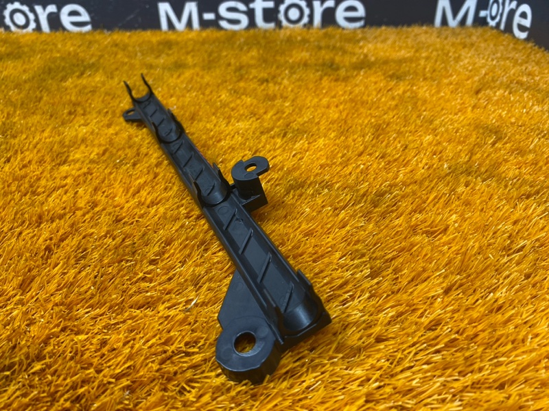 кронштейн, 300 рублей, Красноярск