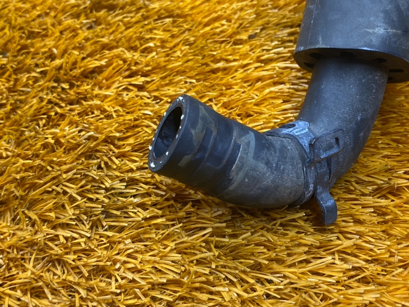 Патрубок системы охлаждения, 1700 рублей, Красноярск