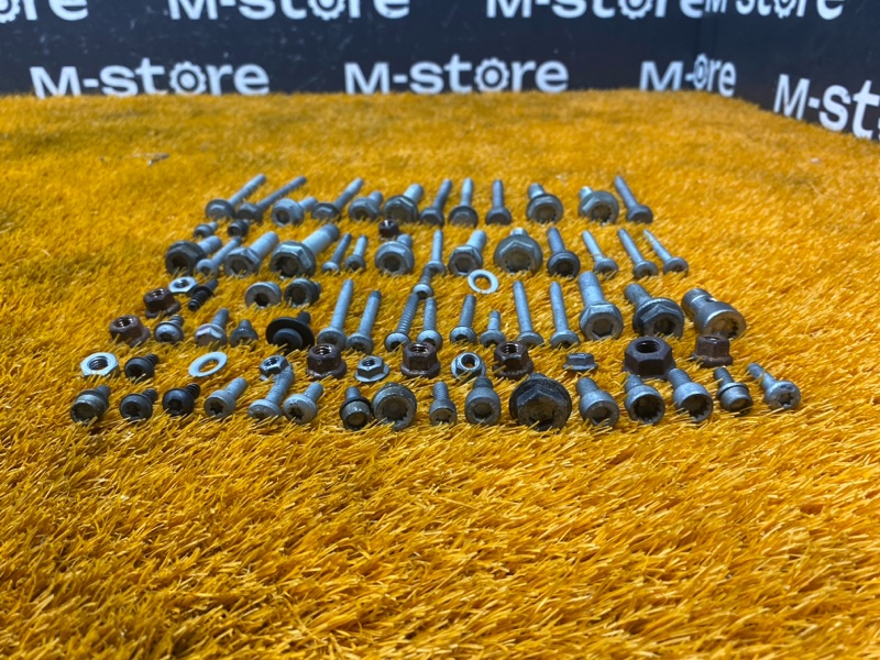 Болты и гайки ДВС, 900 рублей, Красноярск