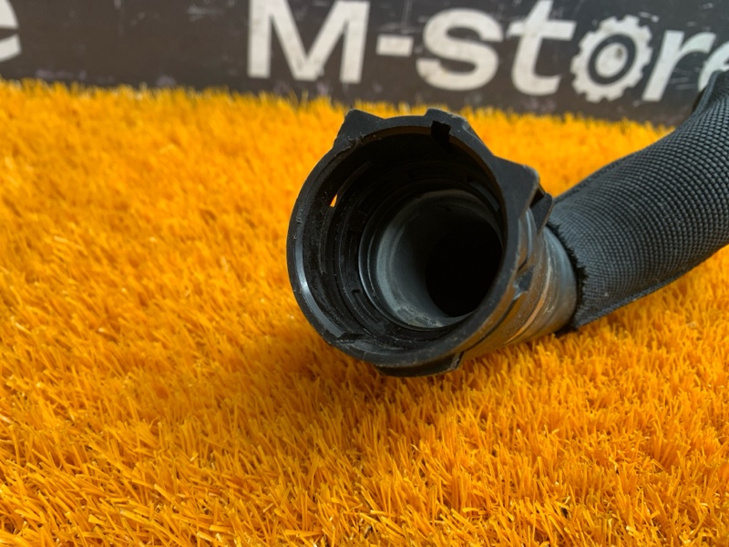 Патрубок радиатора верхний, 1000 рублей, Красноярск