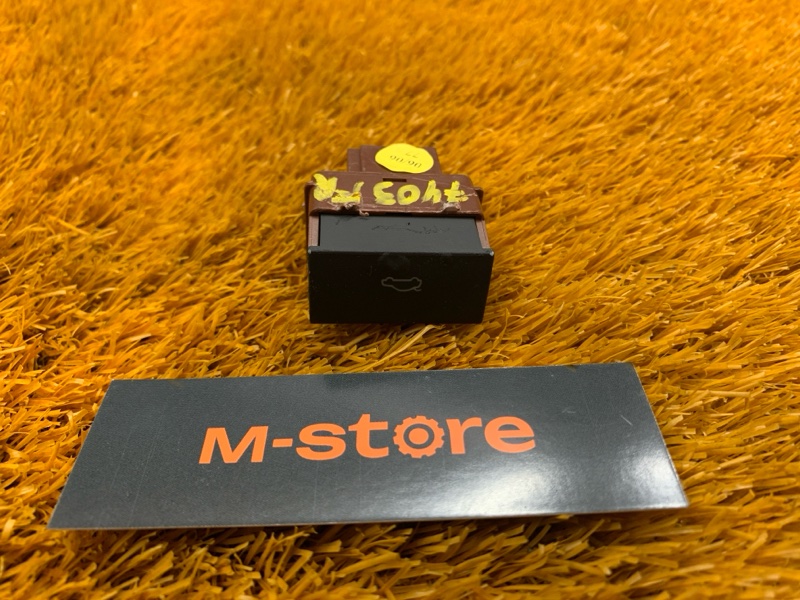 Кнопка открывания багажника, 100 рублей, Красноярск