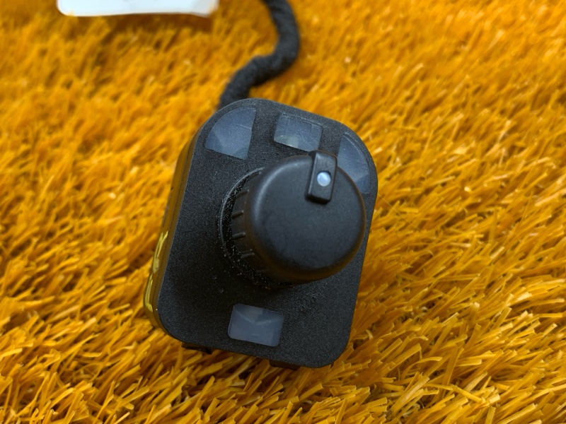 Кнопка регулировки зеркал, 300 рублей, Красноярск