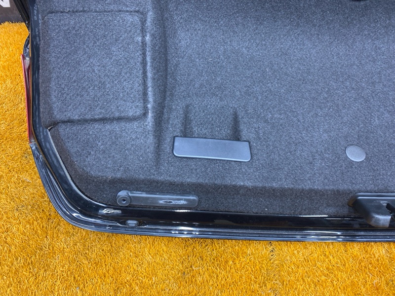 крышка багажника, 18000 рублей, Красноярск