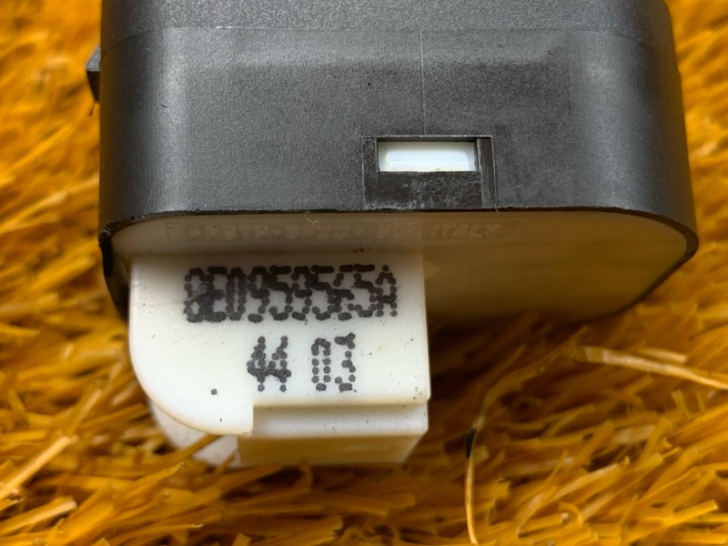 Кнопка регулировки зеркал, 300 рублей, Красноярск