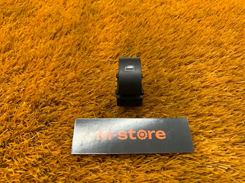 кнопка стеклоподъемника, 500 рублей, Красноярск