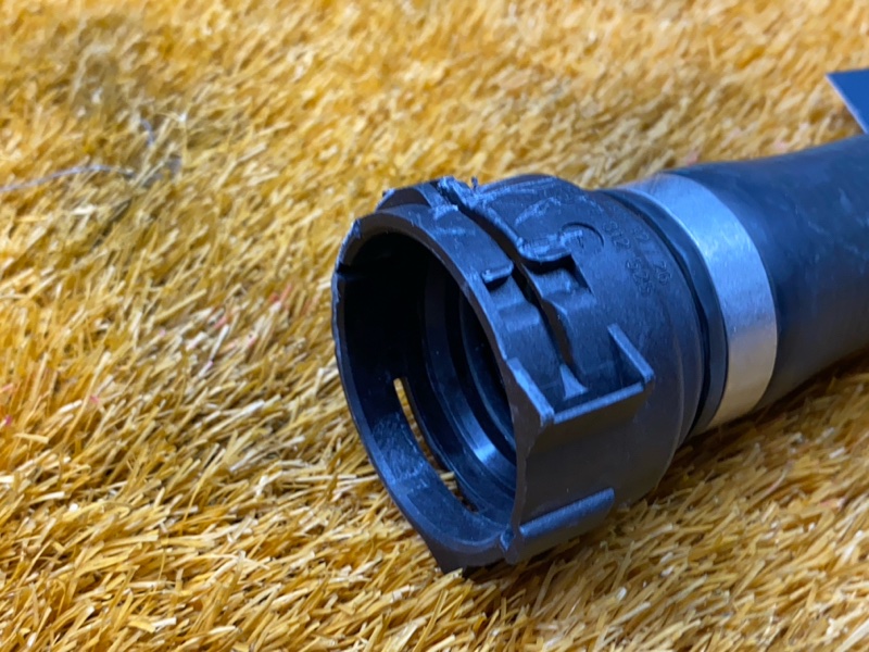 Патрубок радиатора нижний, 1200 рублей, Красноярск