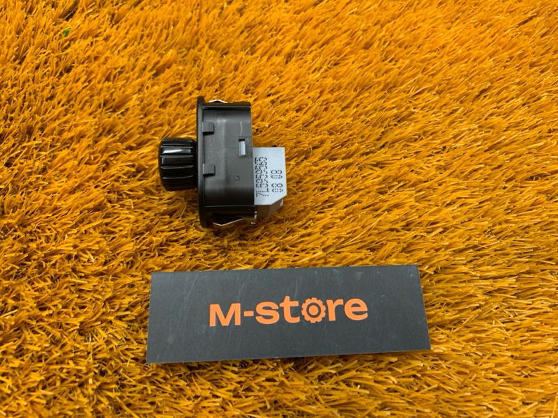 Кнопка регулировки зеркал, 500 рублей, Красноярск