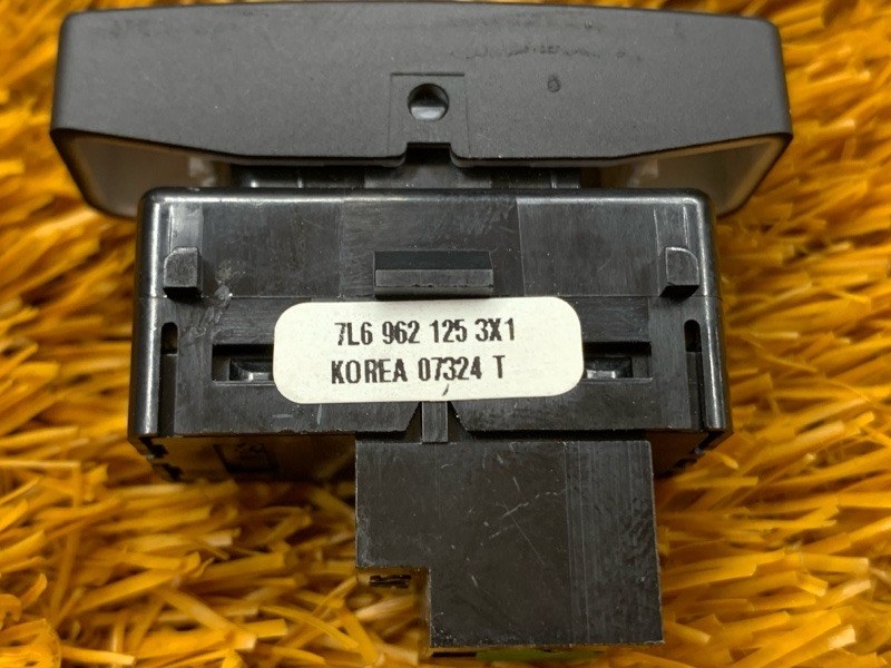 Кнопка центрального замка, 100 рублей, Красноярск