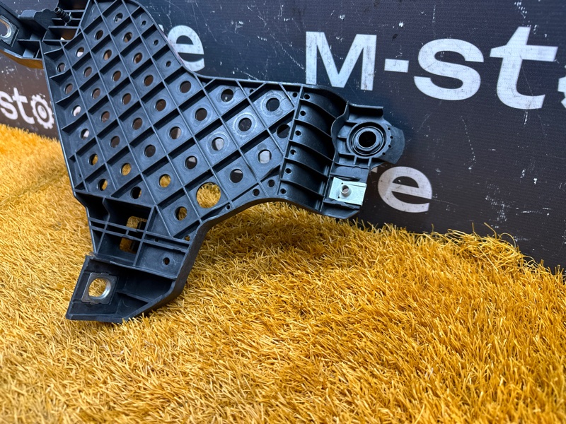 кронштейн фары, 4000 рублей, Красноярск