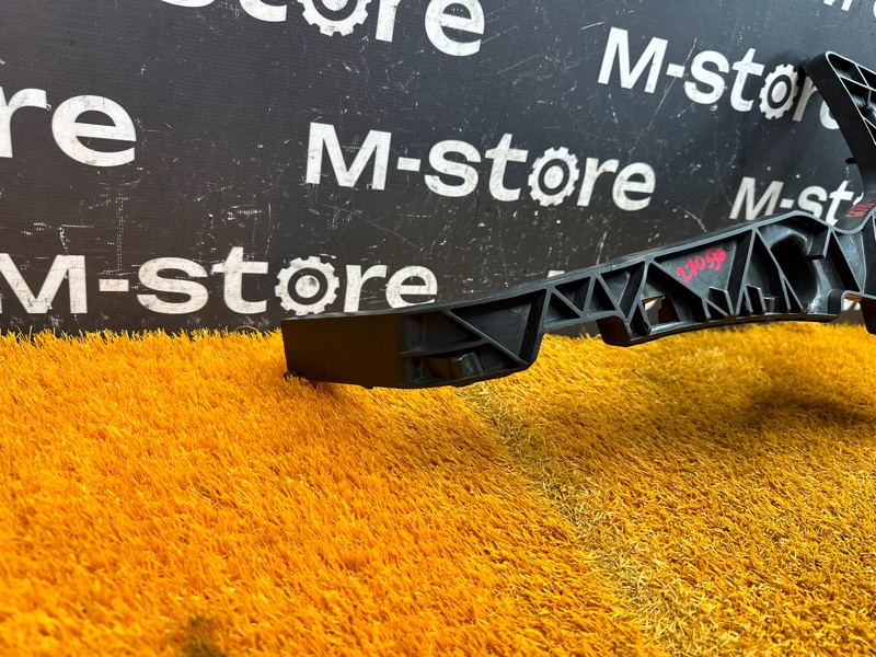 крепление бампера, 1800 рублей, Красноярск