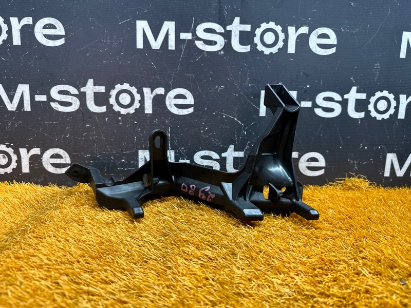 крепление бампера, 1200 рублей, Красноярск