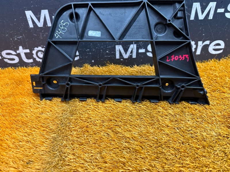 крепление бампера, 500 рублей, Красноярск