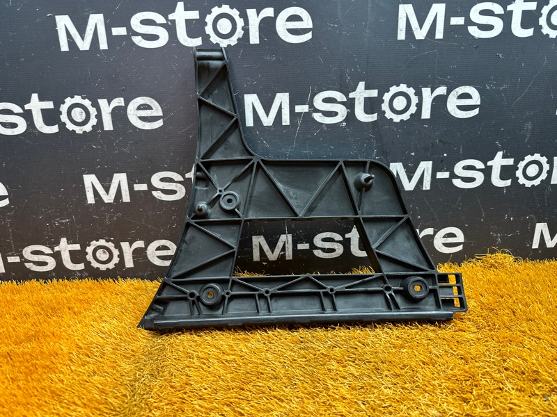 крепление бампера, 500 рублей, Красноярск