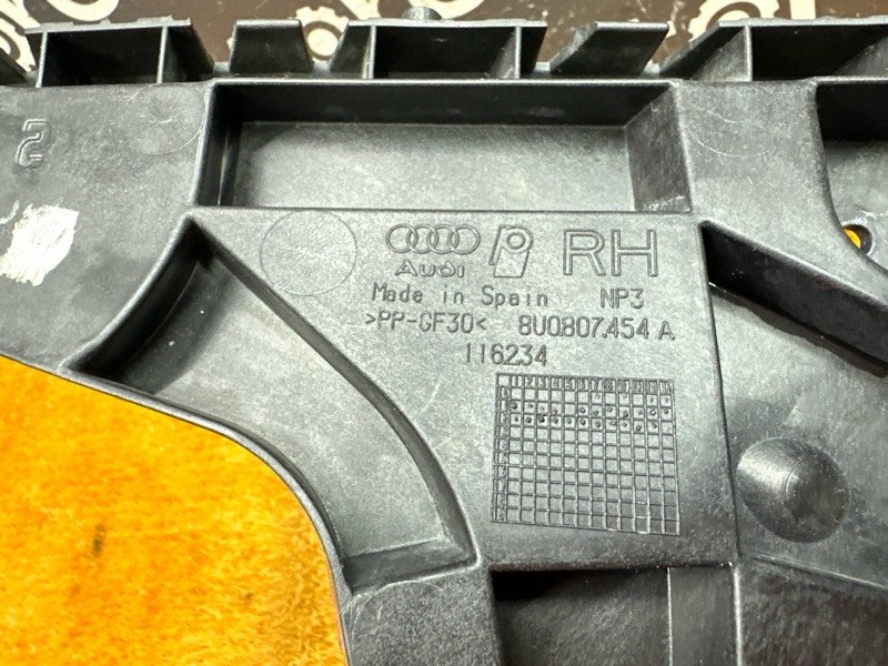 крепление бампера, 1500 рублей, Красноярск