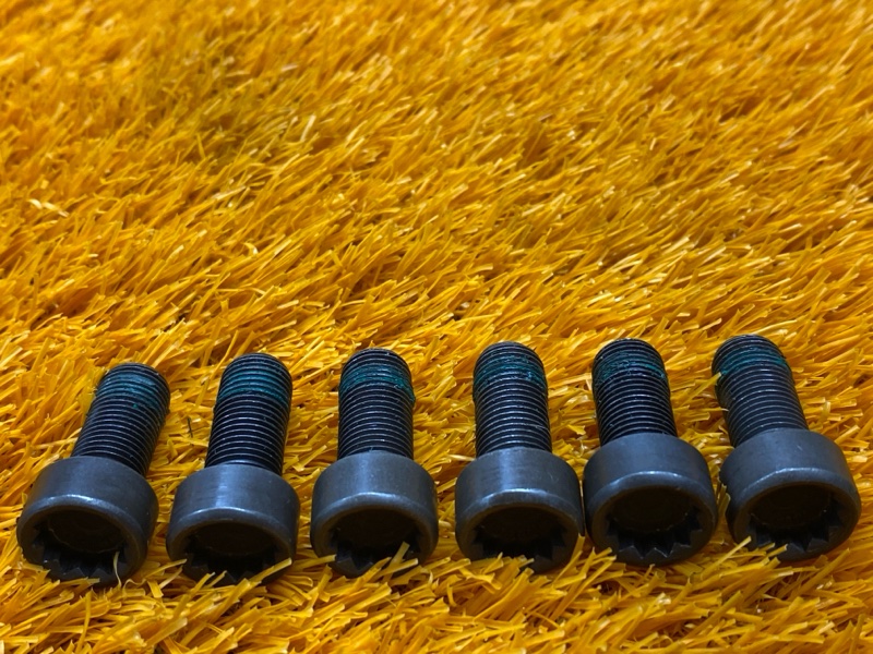 болт гидротрансформатора, 400 рублей, Красноярск