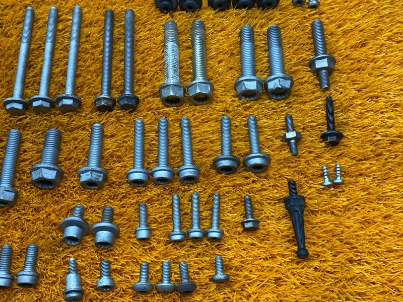 Болты и гайки ДВС, 900 рублей, Красноярск