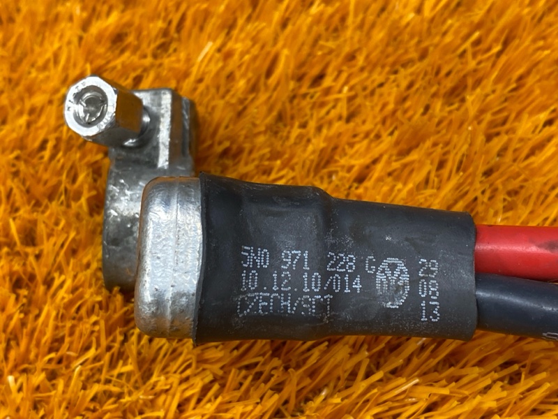 Клемма аккумулятора плюс, 500 рублей, Красноярск