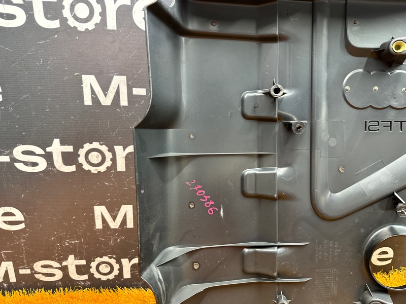 крышка двигателя, 1500 рублей, Красноярск