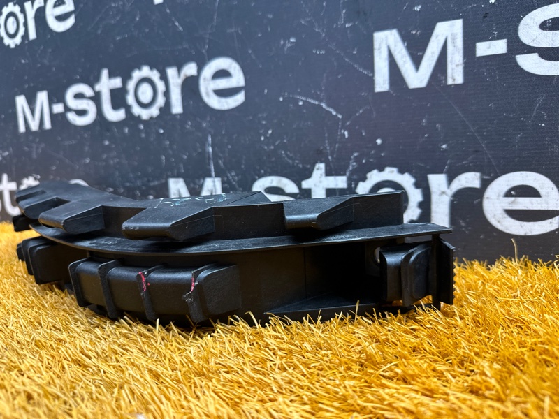 крепление бампера, 500 рублей, Красноярск