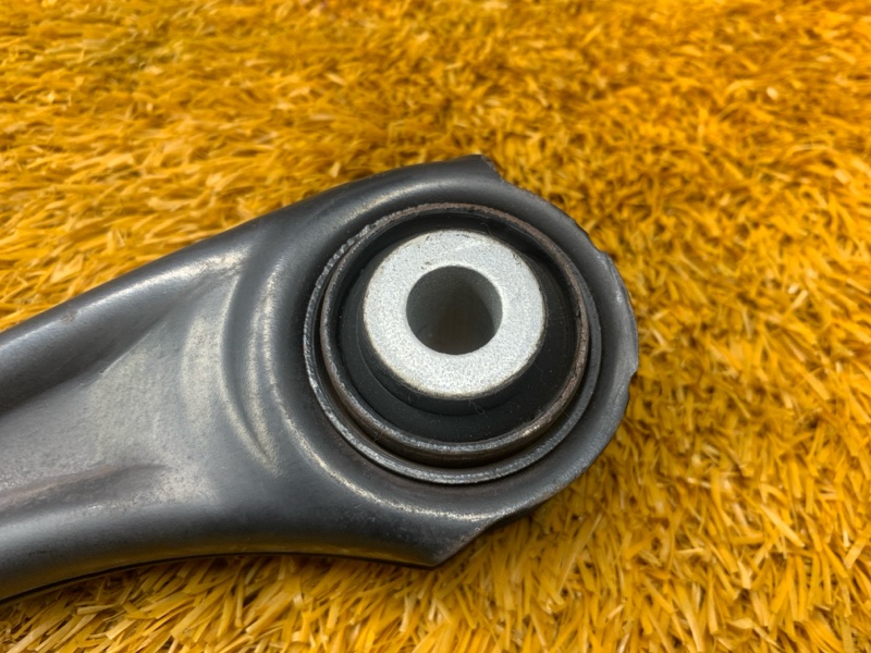 Рычаг подвески верхний, 1200 рублей, Красноярск