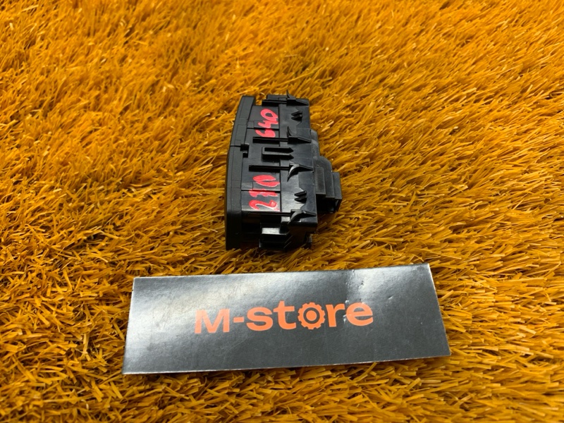 Кнопка центрального замка, 300 рублей, Красноярск