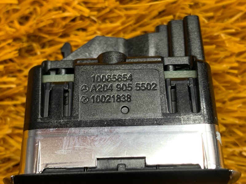 кнопка стеклоподъемника, 300 рублей, Красноярск