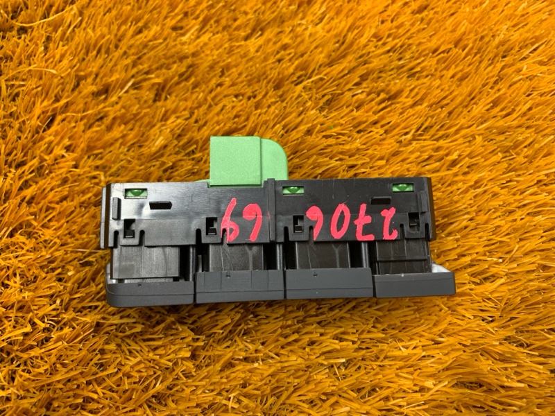 кнопка памяти сидений, 600 рублей, Красноярск