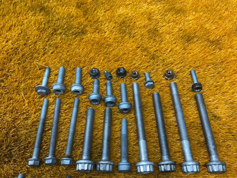 Болты и гайки ДВС, 300 рублей, Красноярск