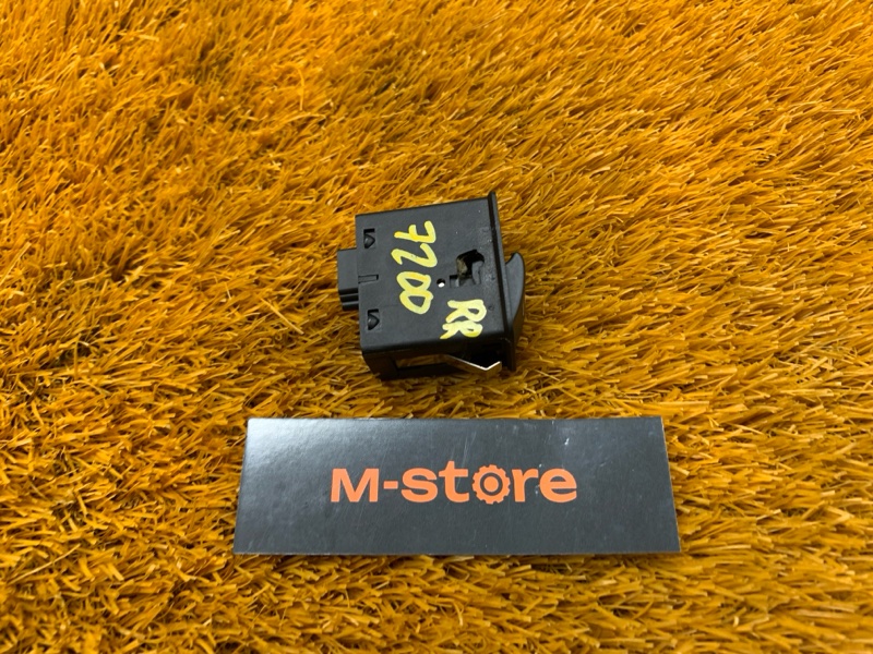 кнопка стеклоподъемника, 500 рублей, Красноярск