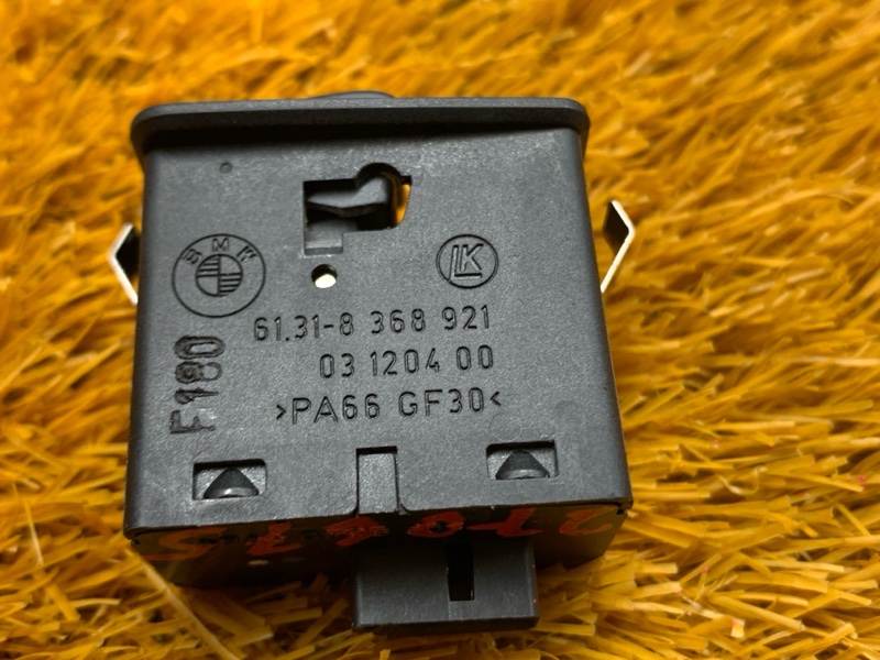 кнопка стеклоподъемника, 500 рублей, Красноярск