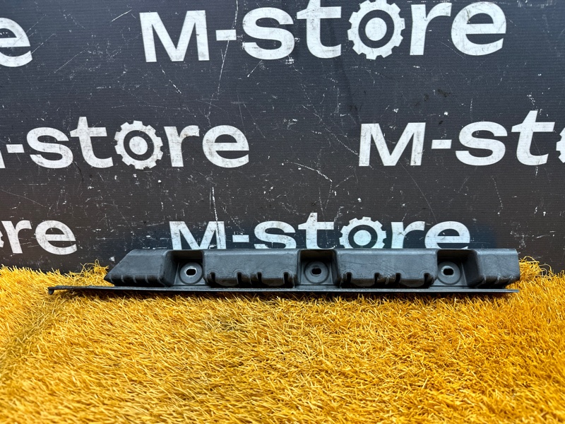 крепление бампера, 500 рублей, Красноярск