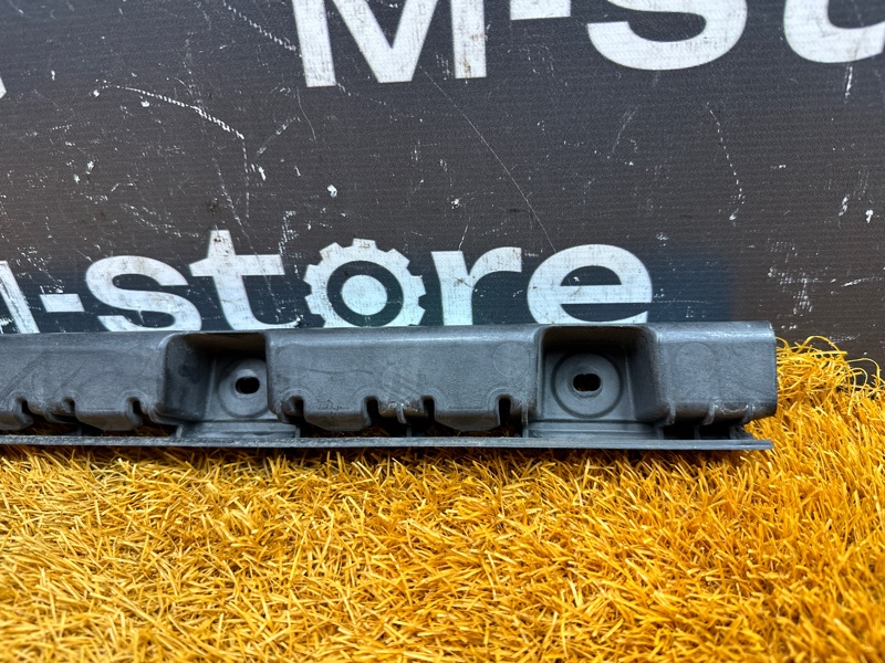 крепление бампера, 500 рублей, Красноярск