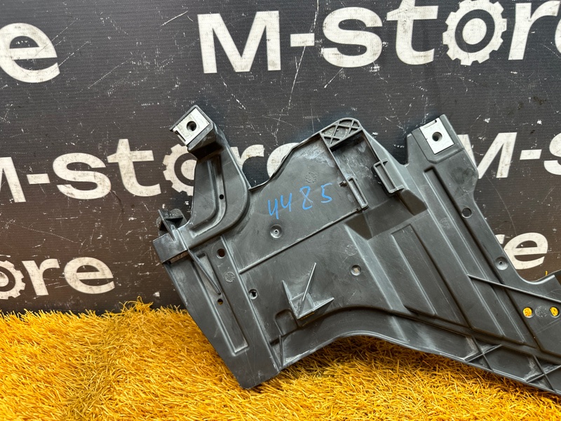 кронштейн фары, 800 рублей, Красноярск