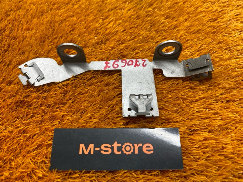 Кронштейн датчика кислорода, 300 рублей, Красноярск