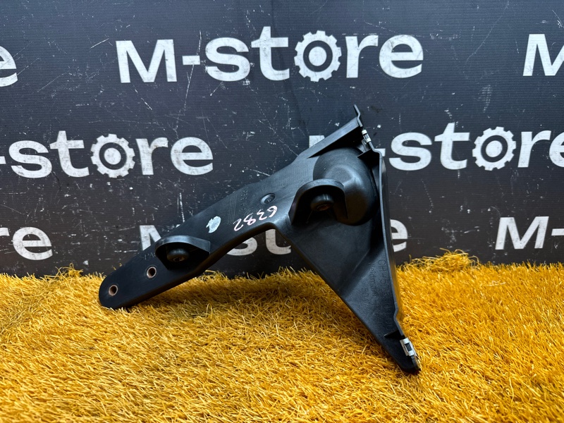 крепление бампера, 900 рублей, Красноярск