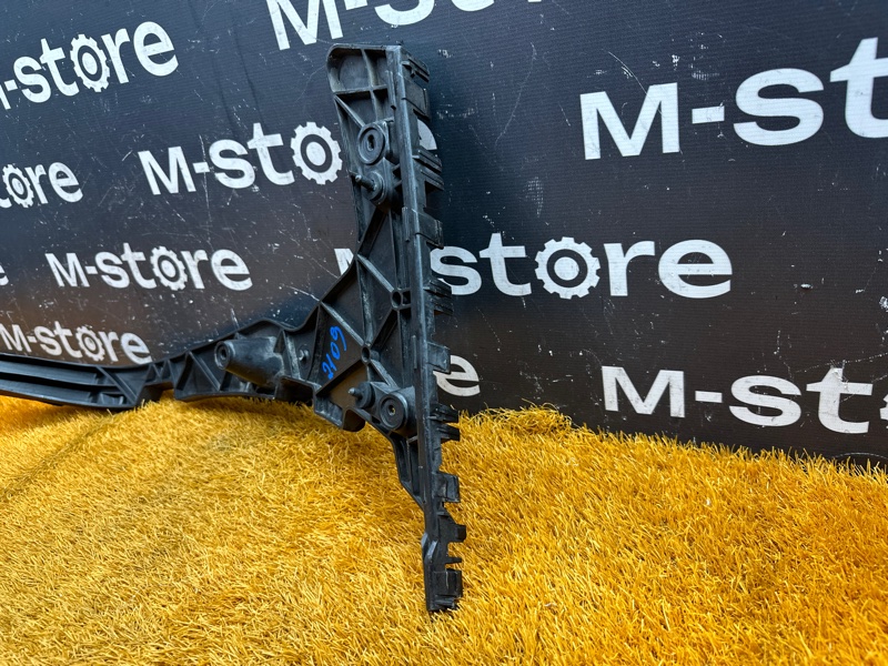 крепление бампера, 1200 рублей, Красноярск