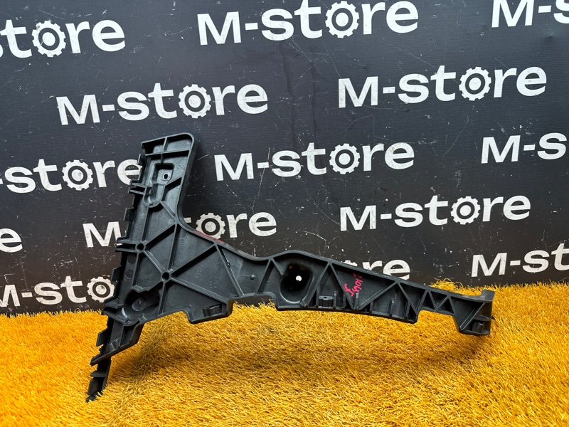 крепление бампера, 1200 рублей, Красноярск