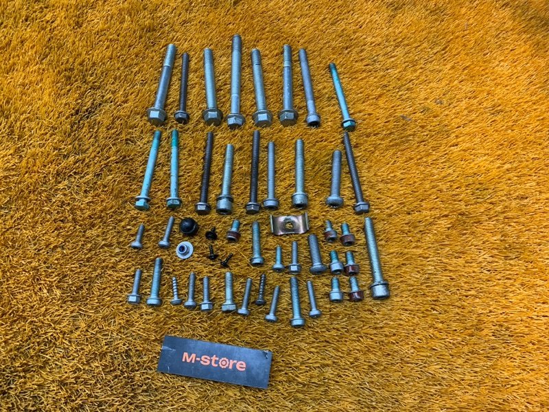 Болты и гайки ДВС, 900 рублей, Красноярск